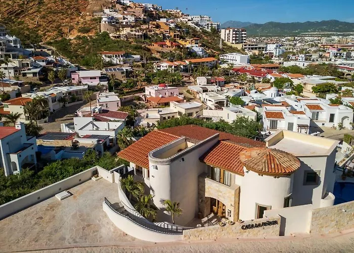 Villa Casa La Pinata 7br - Concierge And Maid Included