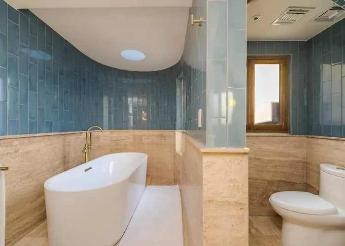 Villa Casa La Pinata 7br - Concierge And Maid Included *