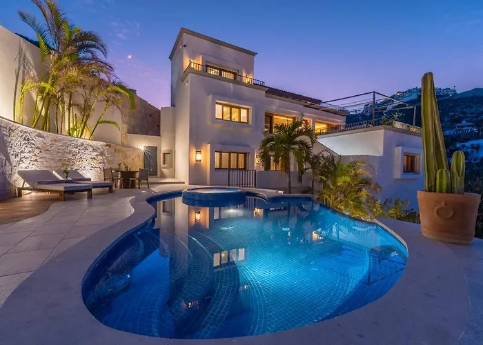 Casa La Pinata 7br - Concierge And Maid Included *
