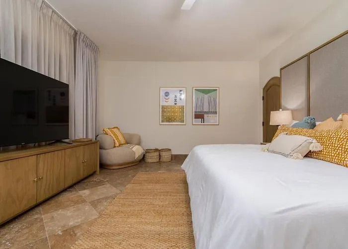 Casa La Pinata 7br - Concierge And Maid Included