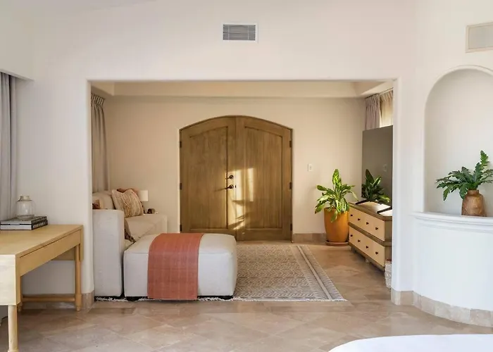 Villa Casa La Pinata 7br - Concierge And Maid Included *