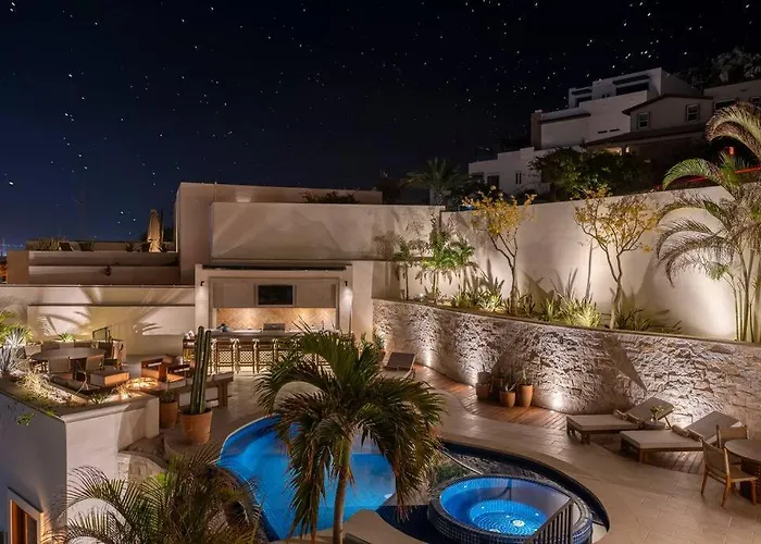 Casa La Pinata 7br - Concierge And Maid Included *