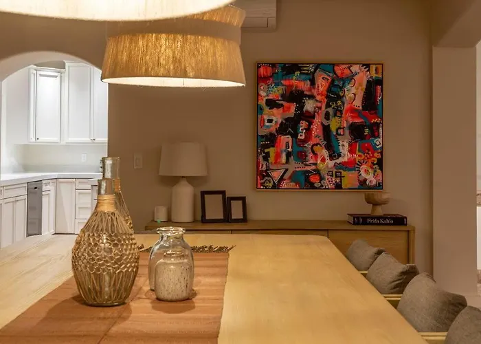 Casa La Pinata 7br - Concierge And Maid Included Villa